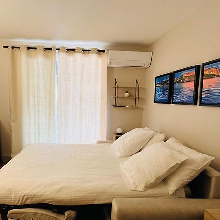 Studio Cosy En Bord De Mer Saint-Cyr-sur-Mer Exterior photo