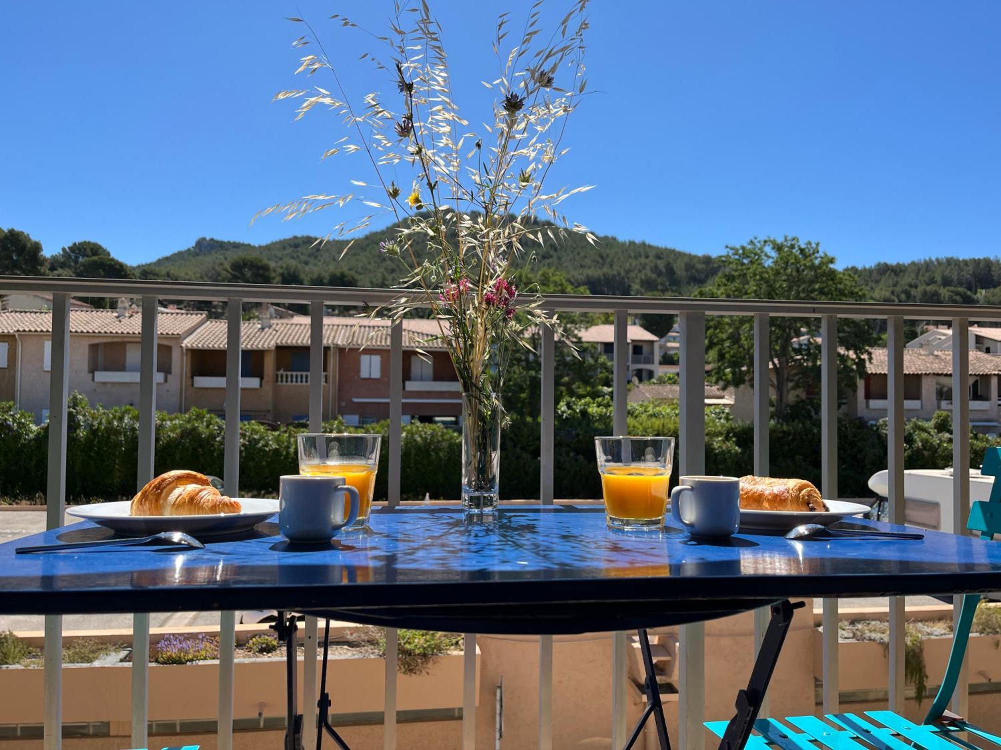 Studio Cosy En Bord De Mer Saint-Cyr-sur-Mer Exterior photo