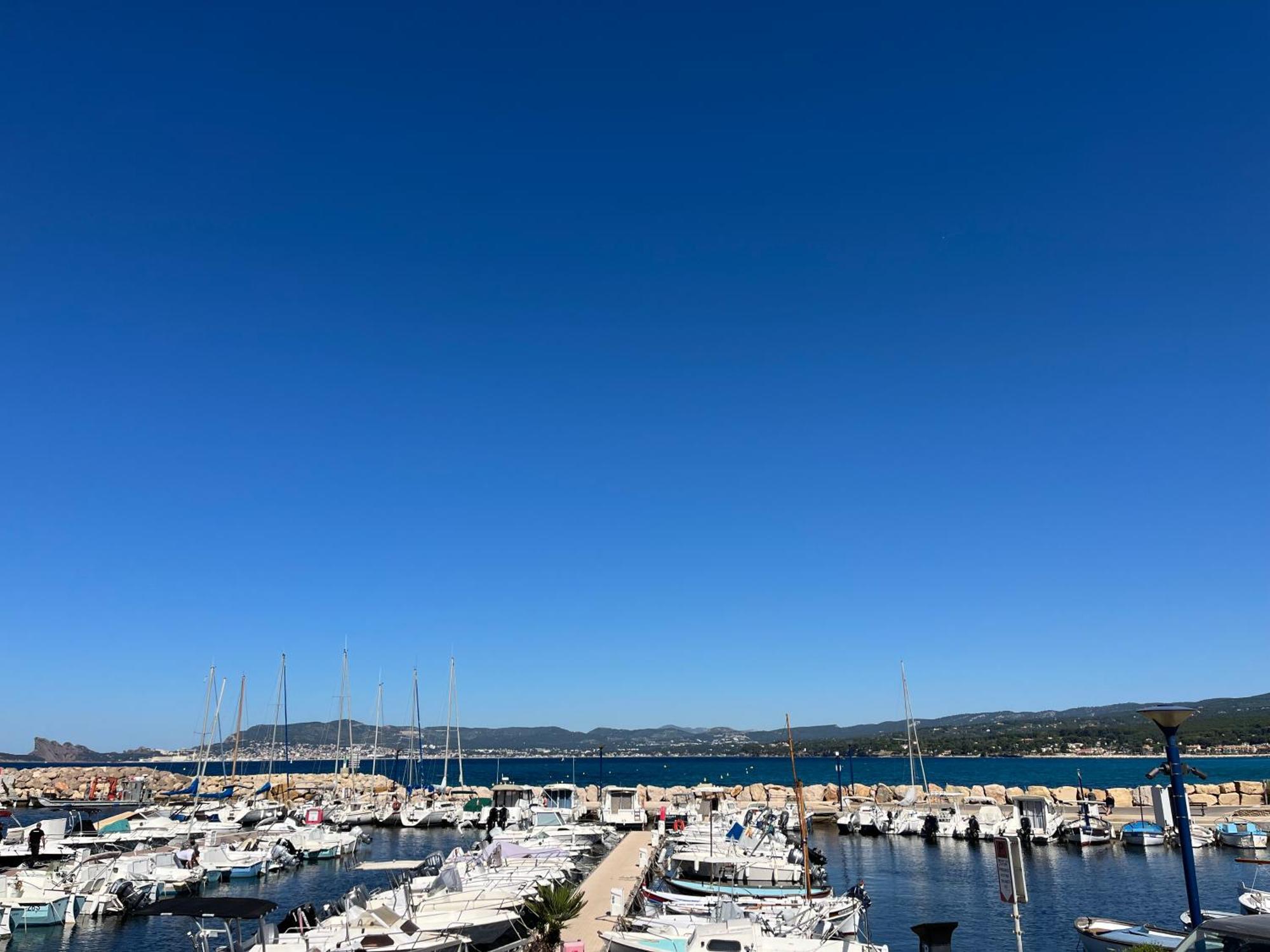 Studio Cosy En Bord De Mer Saint-Cyr-sur-Mer Exterior photo