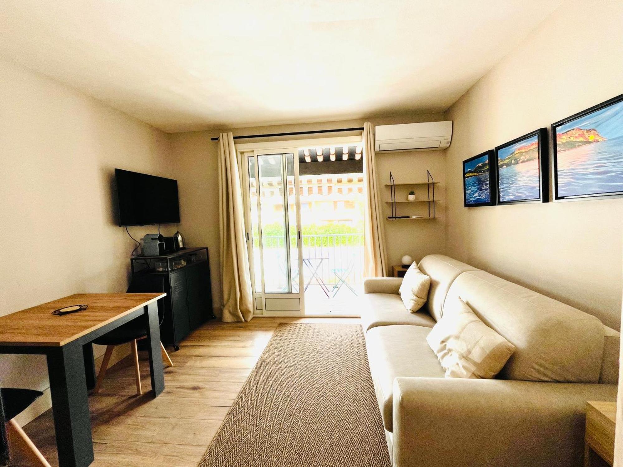 Studio Cosy En Bord De Mer Saint-Cyr-sur-Mer Exterior photo